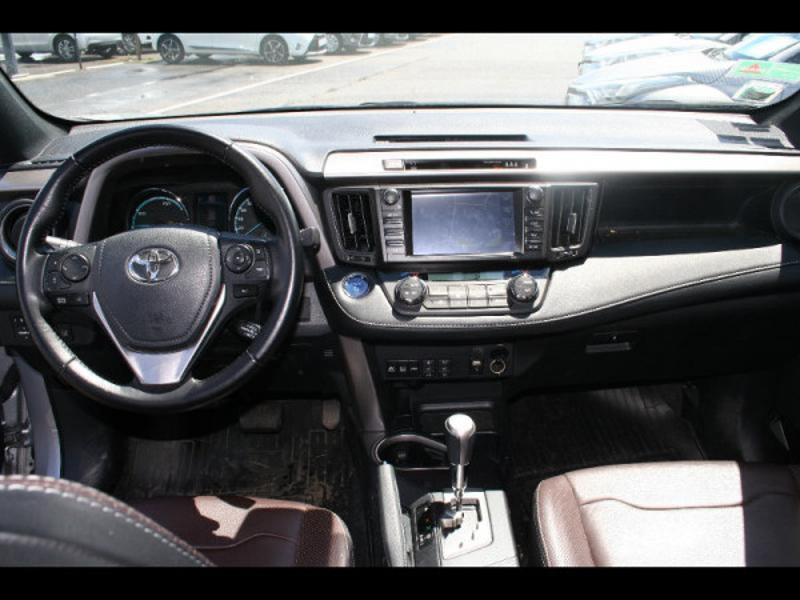 TOYOTA – RAV4
