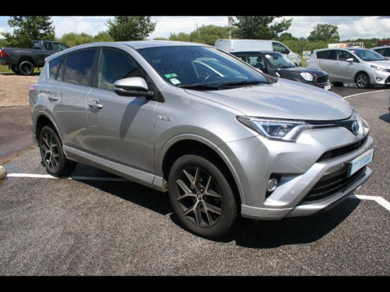 TOYOTA – RAV4