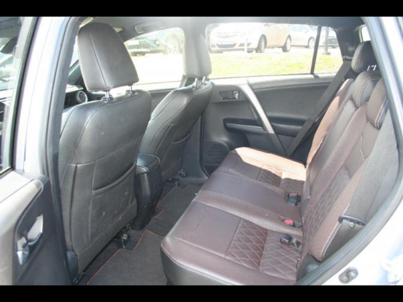 TOYOTA – RAV4