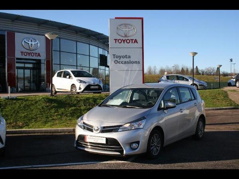 TOYOTA – Verso