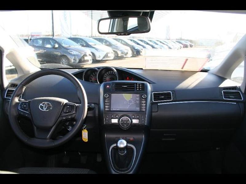 TOYOTA – Verso
