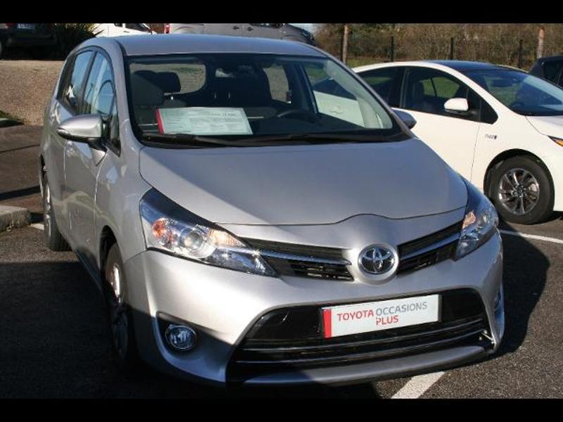 TOYOTA – Verso