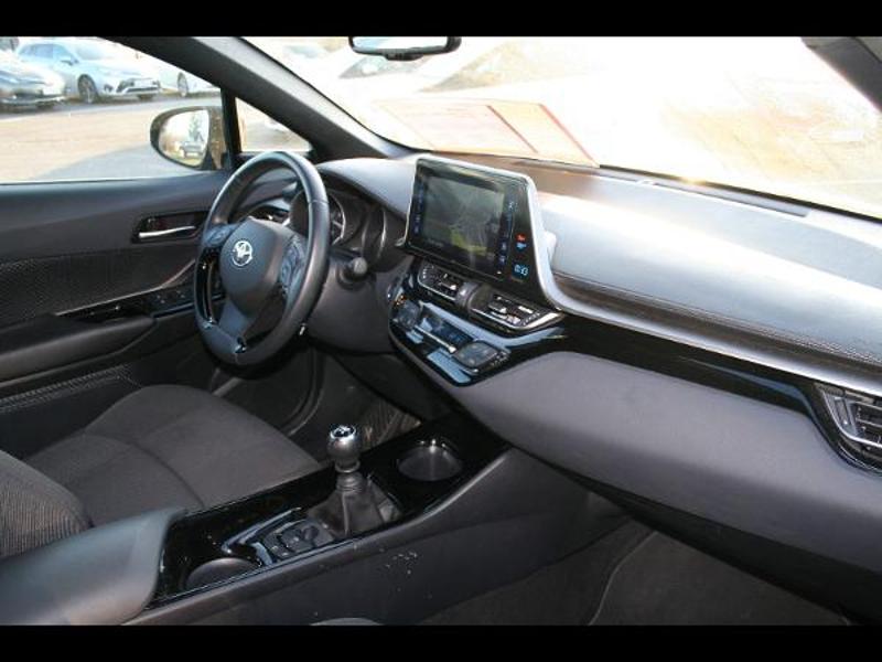 TOYOTA – C-HR