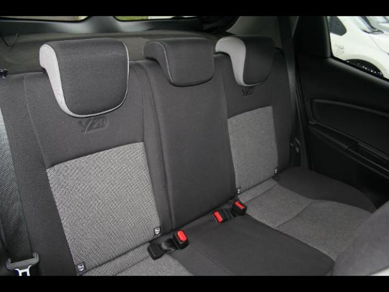 TOYOTA – Yaris