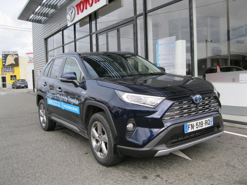 TOYOTA – RAV4