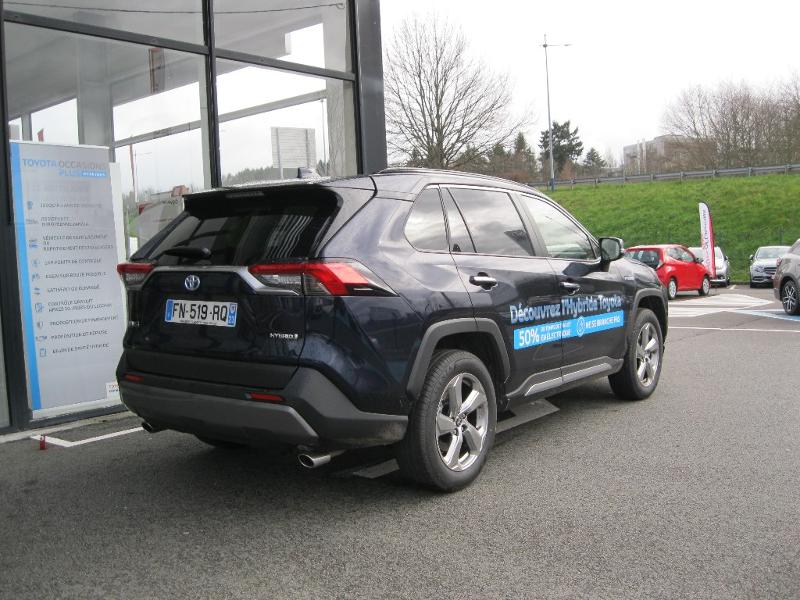 TOYOTA – RAV4