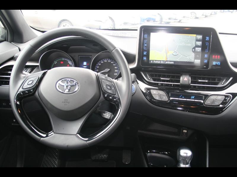 TOYOTA – C-HR